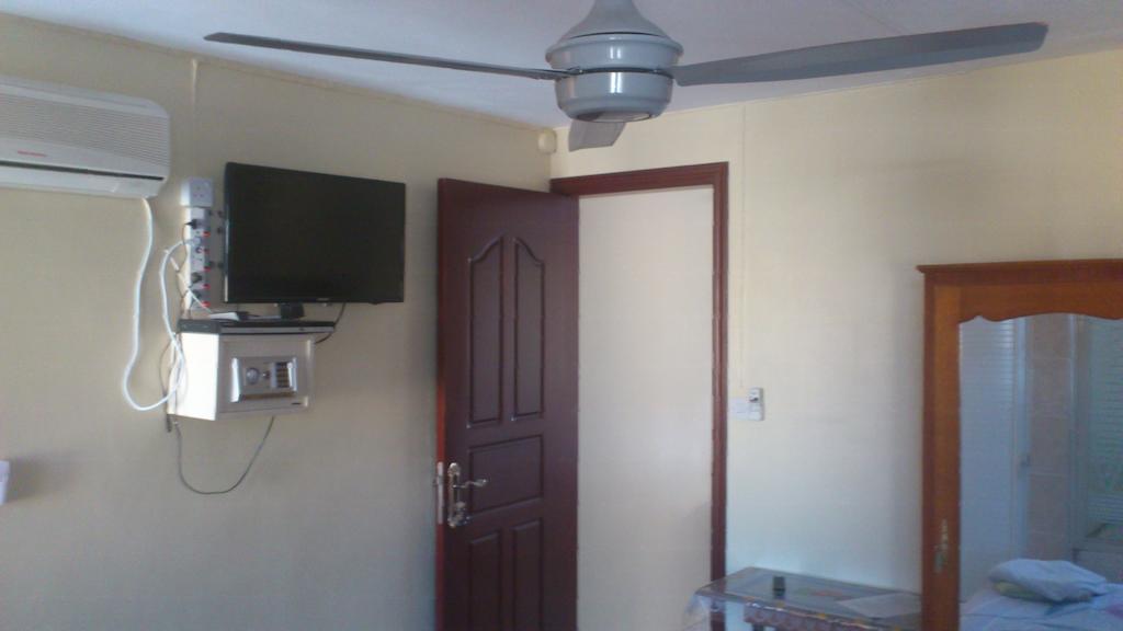 Tyvabro Guesthouse Mahebourg Ngoại thất bức ảnh